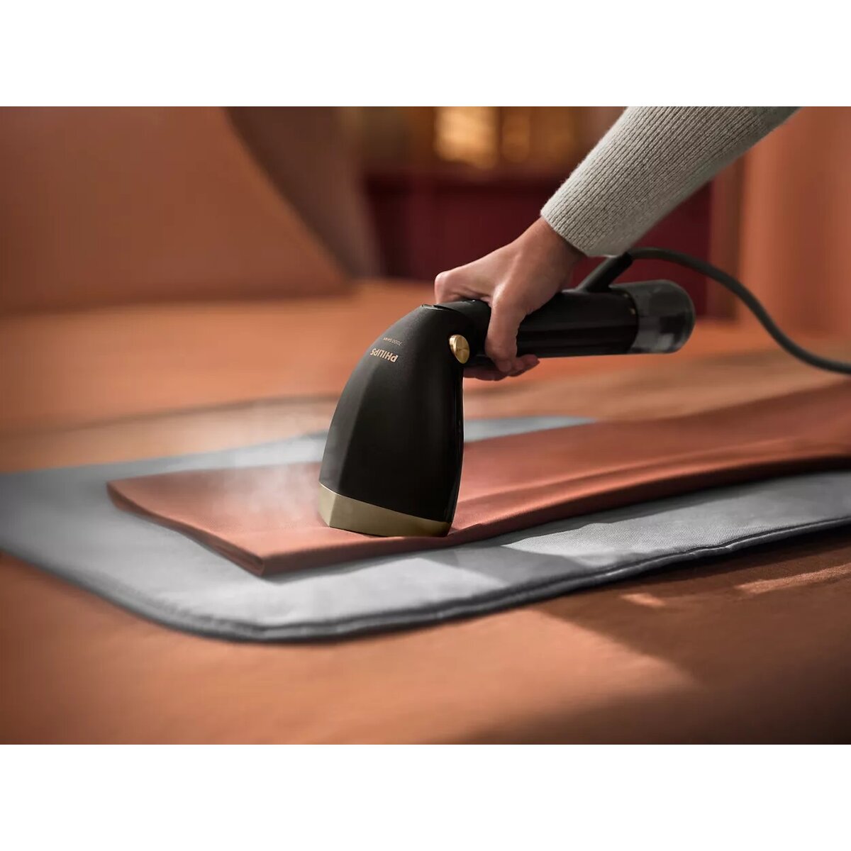 parownica-do-ubra-steamer-philips-sth7060-80-sklep-internetowy