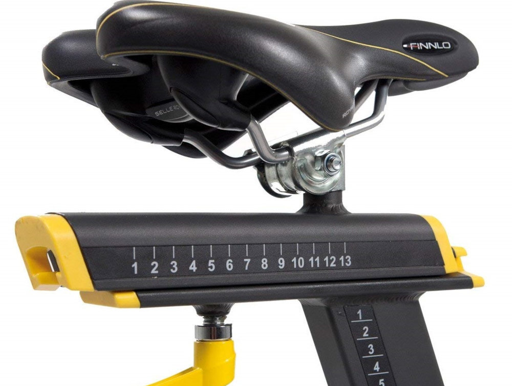 Rower spinningowy FINNLO Speedbike Pro regulcja siodelko kierownica