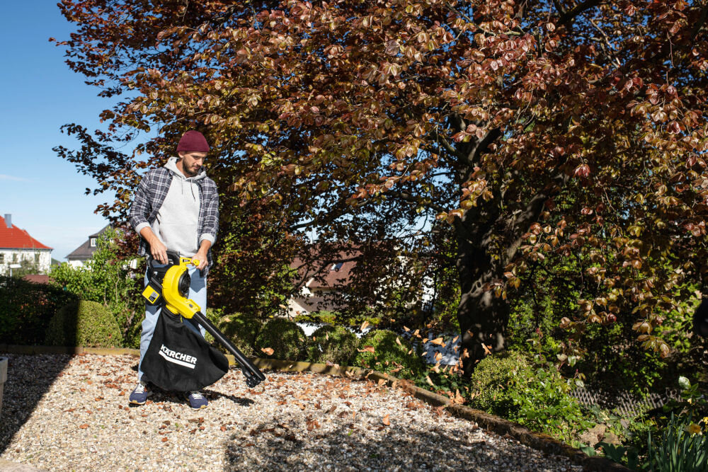 Odkurzacz do liści KARCHER BLV 36-240 Battery 1.444-170.0 akumulatorowy niewielka masa waga 4,2 kg poziom mocy akustycznej 104 dB