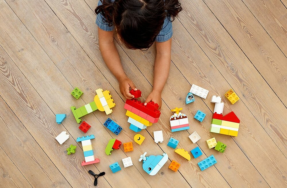 LEGO Duplo Pudełko z serduszkiem 10909 dziecko