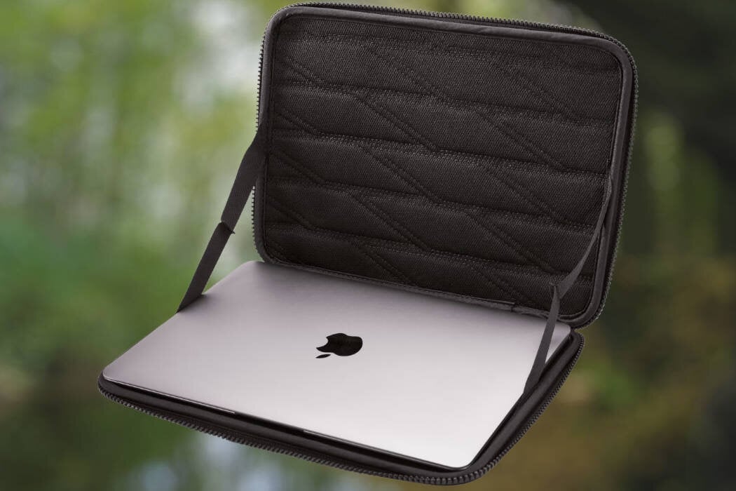 Etui do laptopa THULE Gauntlet MacBook Pro Sleeve 16 cali Czarny ochorona bezpieczeństwo wymiary użytkowanie wytrzymałość odporność