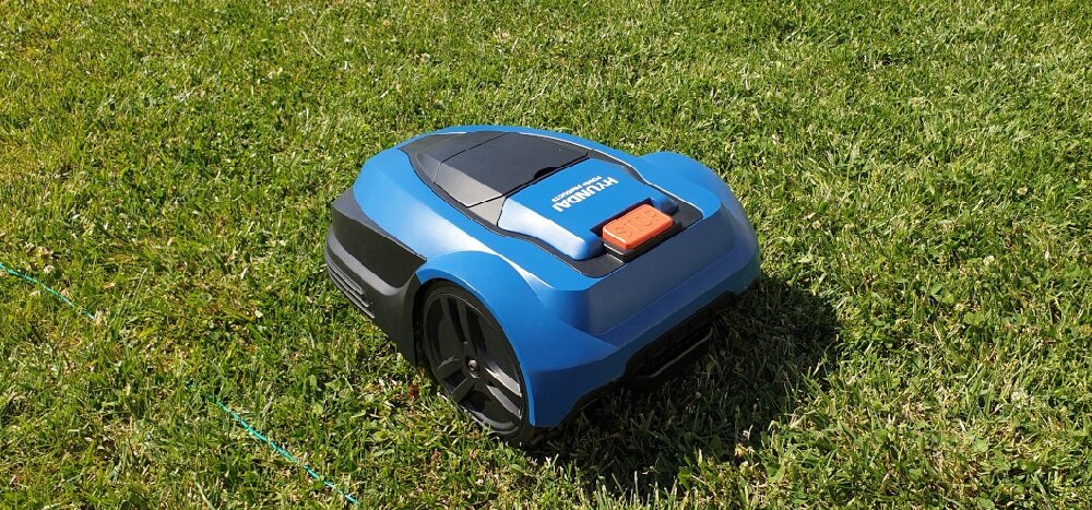 Robot koszący HYUNDAI HTDER50PW trawnik skos