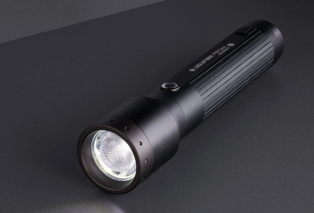 Latarka LEDLENSER P7R Core zaawansowane technologie funkcjonalnosc do turystyki zastosowan profesjonalnych outdoorowych codziennych trwalosc