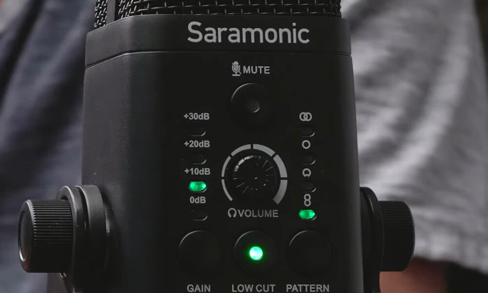 Mikrofon SARAMONIC SR-MV7000 przyciski wyciszenie obsługa funkcje