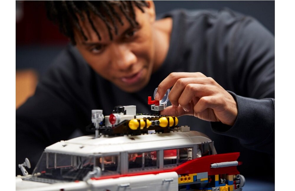 LEGO Creator ECTO 1 Pogromców duchów 10274 kreatywna zabawa prawidłowy rozwój merytoryczny dziecka klocki figurki minifigurki bez zasilania klasyczna zabawa wysoka jakość lego wielogodzinna zabawa 