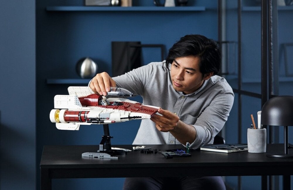 LEGO Star Wars Myśliwiec A wing 75275 kreatywne spędzanie wolnego czasu klocki figurki minifigurki bez zasilania klasyczna zabawa wysoka jakość lego wielogodzinne zajęcie czasu