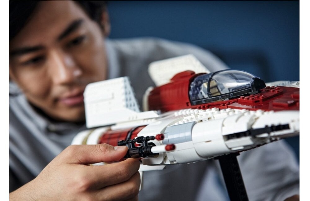 LEGO Star Wars Myśliwiec A wing 75275 kreatywne spędzanie wolnego czasu klocki figurki minifigurki bez zasilania klasyczna zabawa wysoka jakość lego wielogodzinne zajęcie czasu wieloletnie doświadczenie