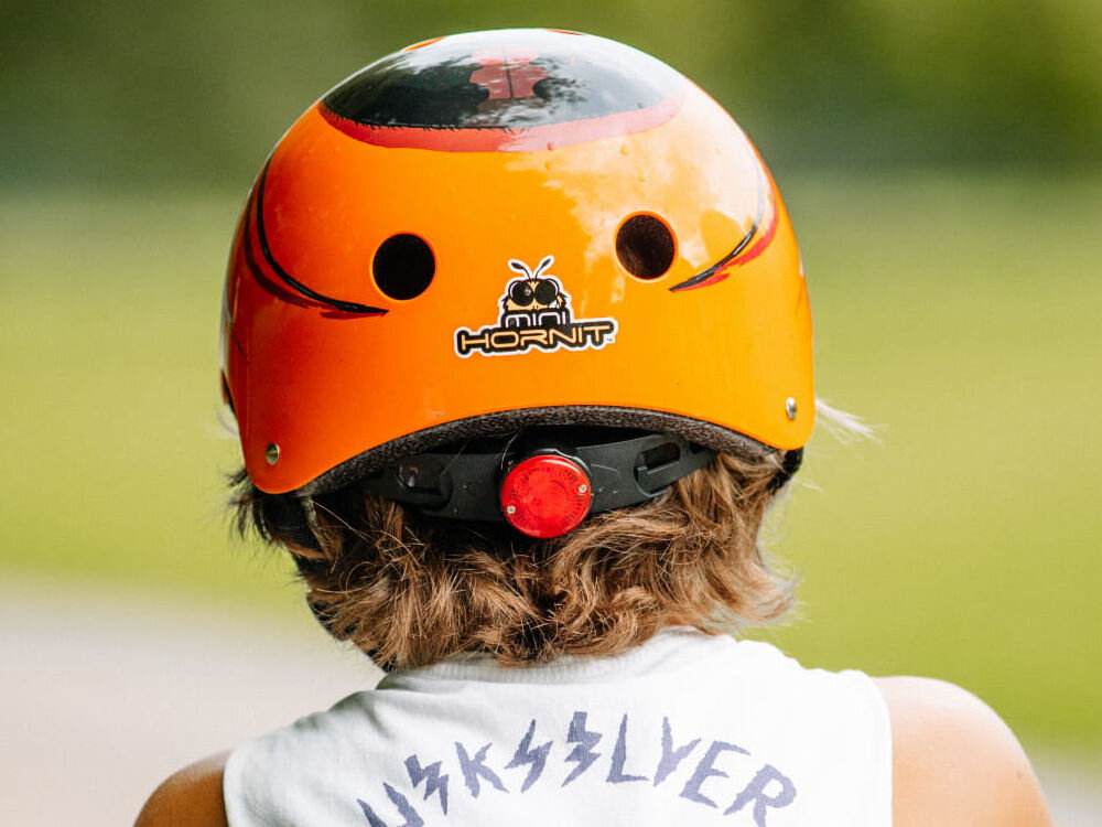 Kask rowerowy HORNIT Spider Pomarańczowy dla Dzieci (rozmiar S) lampka tryby wentylacja