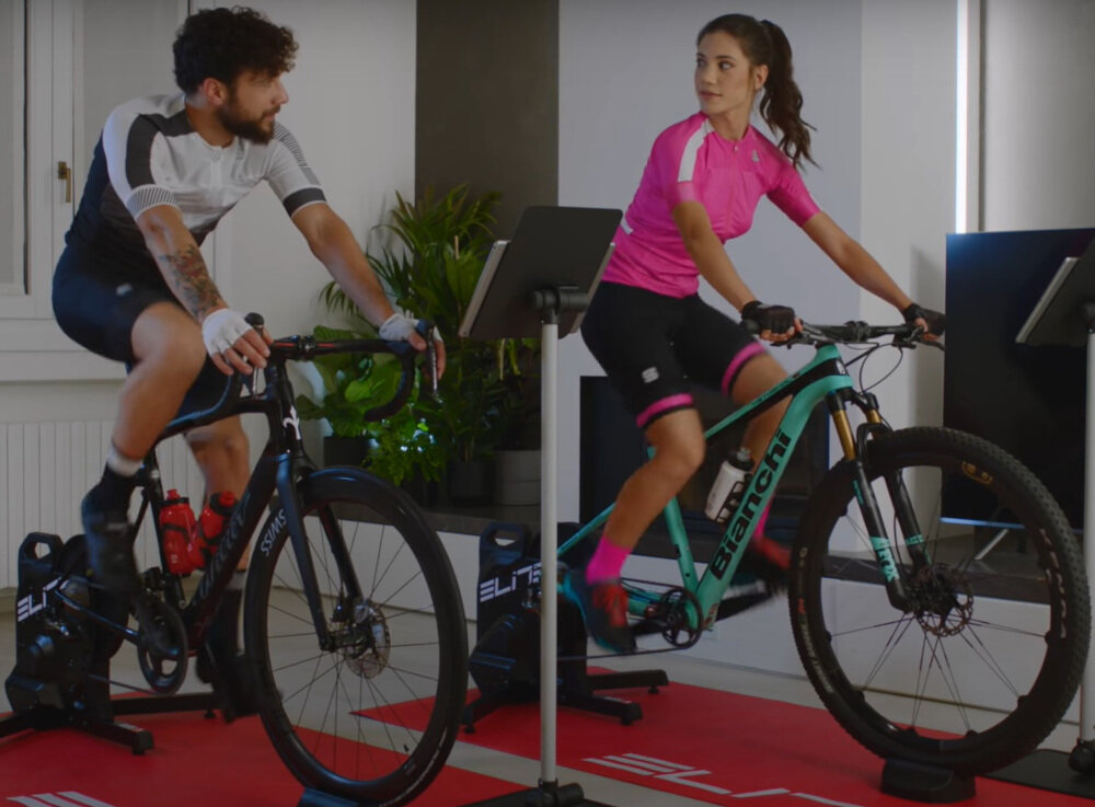 Trenażer rowerowy ELITE Suito-T System Power Meter Link ergometr jako źródło zasilania w pełni interaktywny realistyczne odczucia pozytywne wrażenia