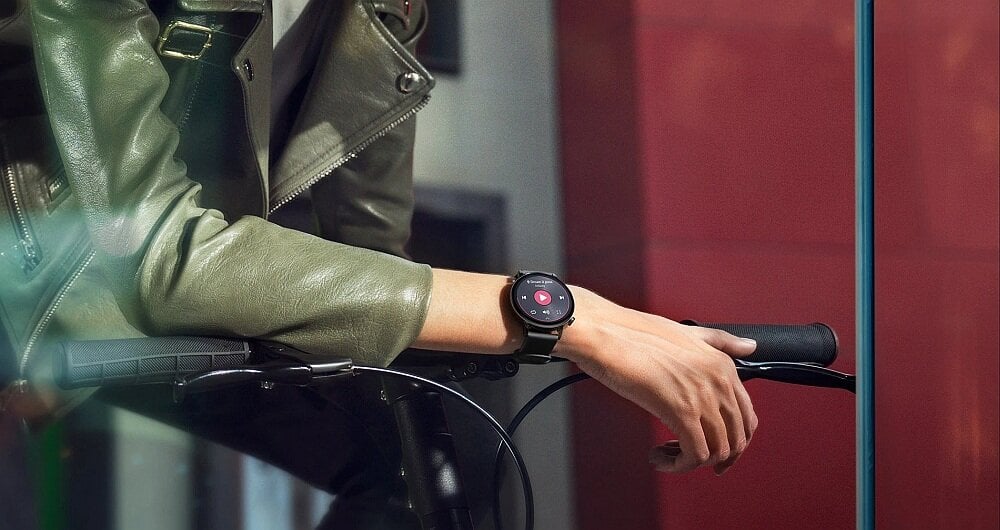 Smartwatch Huawei GT 3  ekran bateria pasek wykonanie odporność funkcje monitoring pomiar aplikacja łączność odbieranie dzwonienie 