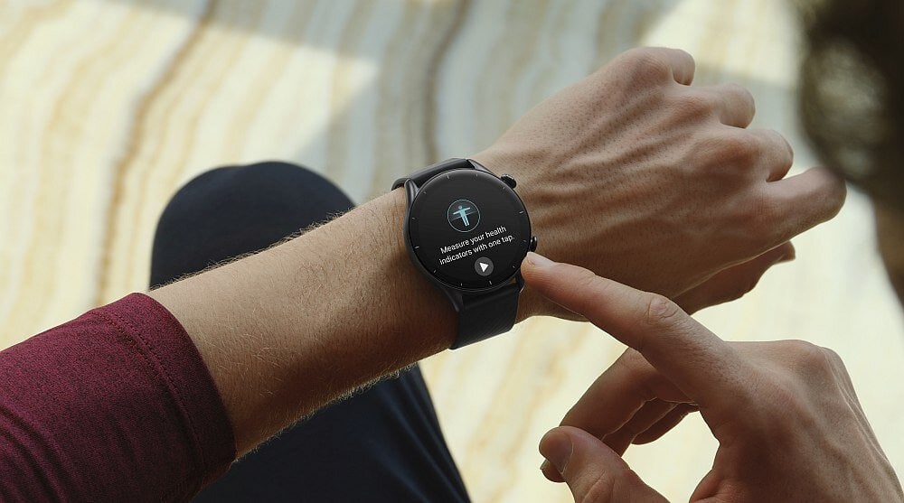 Smartwatch AMAZFIT GTR 3 ekran bateria sport zdrowie monitoring puls pasek 