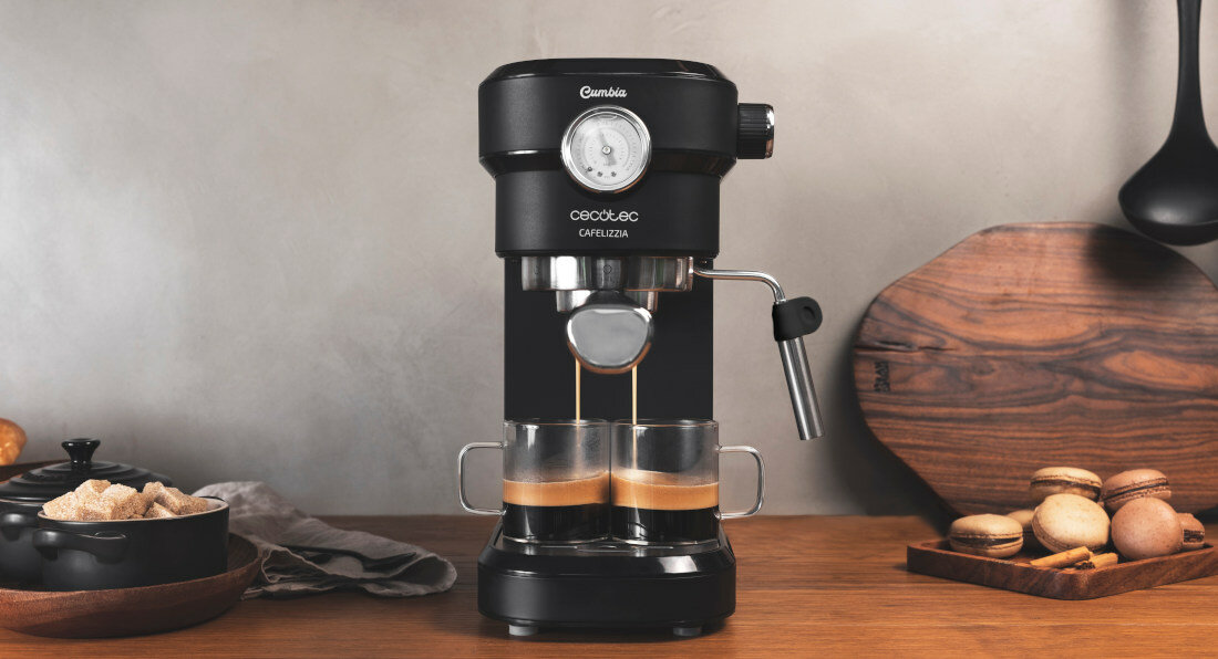 Кофемашина CECOTEC Cafelizzia 790 Pro Black, простое и интуитивно понятное управление.