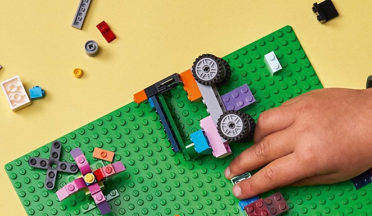 LEGO Classic zielona płytka konstrukcyjna Zabawa napędzana wyobraźnią