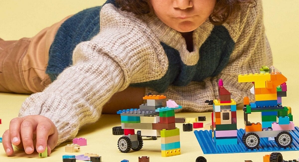 LEGO Classic Niebieska płytka konstrukcyjna Fundament kreatywnej zabawy Urozmaicenie dziecięcej zabawy