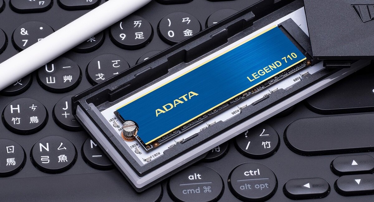 Dysk ADATA Legend 710 Wymiary waga kolor pojemność niezawodność trwałość prędkość odczytu prędkość zapisu