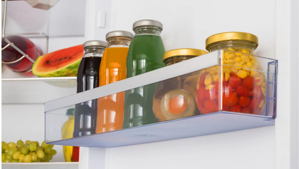 LODÓWKA AMICA FK3495.3FRAA RETRO, CZERWONA DoorShelf
