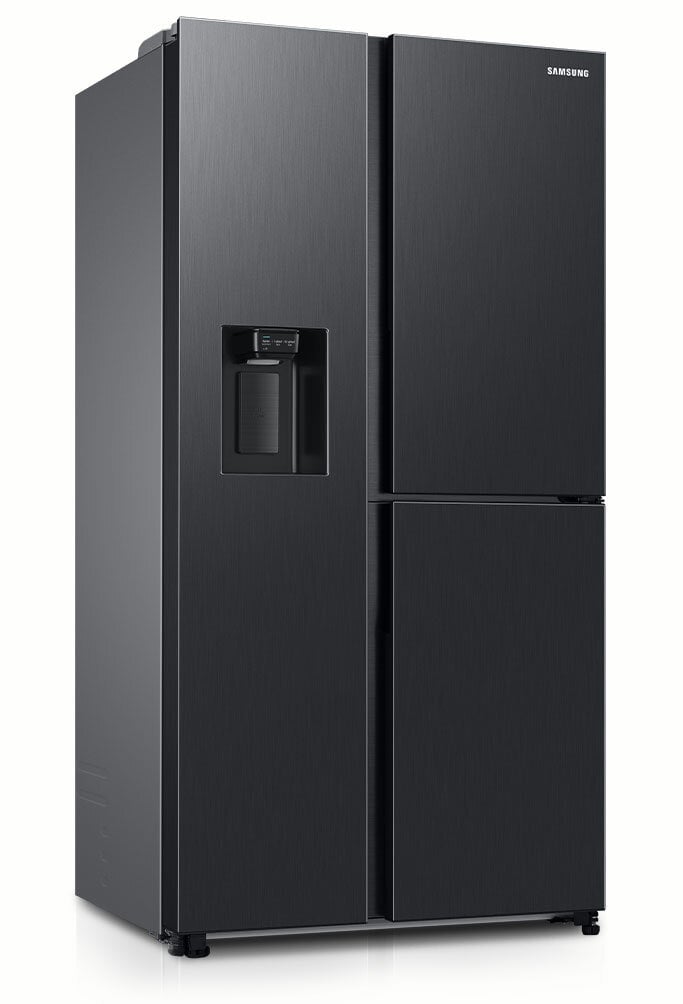 Zdjęcie przedstawia elegancki front lodówki Samsung RH68B8841B1. Urządzenie w kolorze grafitowej stali znajdziesz w sklepach Media Expert.
