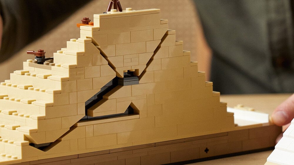 LEGO Architecture Piramida Cheopsa  - przekrój