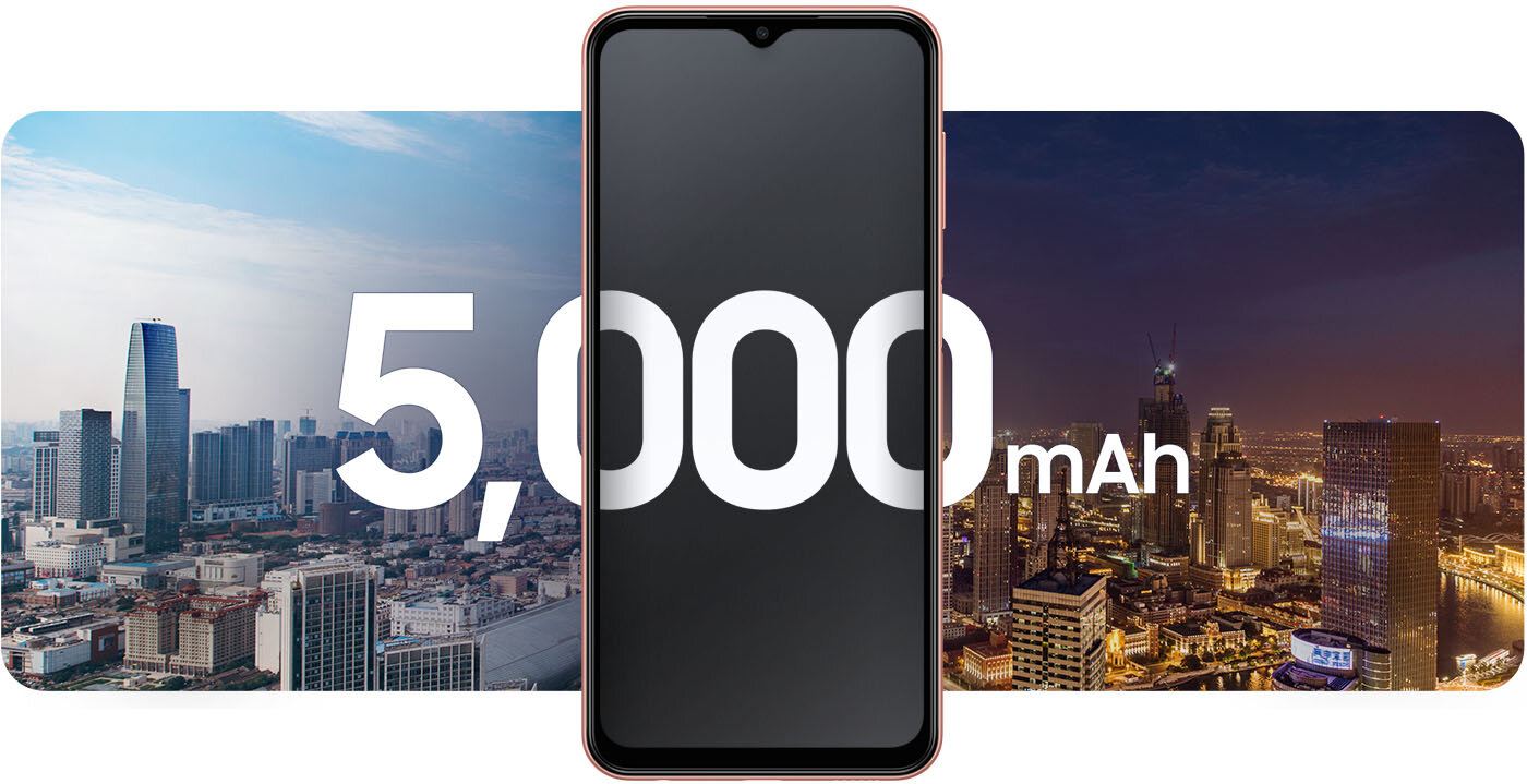 Funkcja szybkiego ładowania baterii o pojemności 5000 mAh oferuje wiele godzin korzystania ze smartfona Galaxy M13