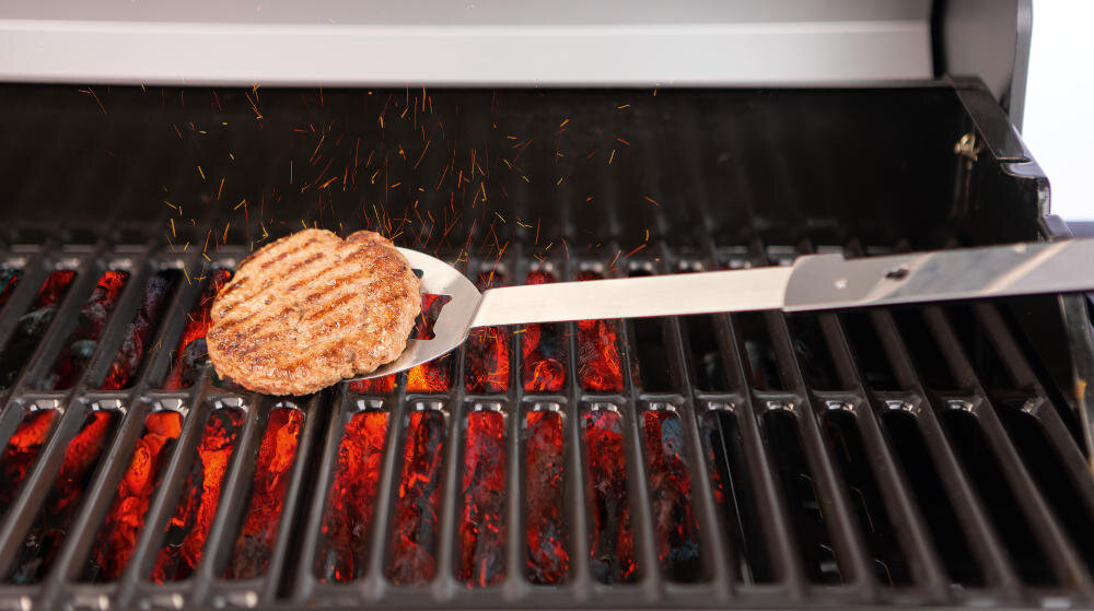 LANDMANN akcesoria grillowanie grill łopatka funkcjonalność wytrzymałość przewracanie mięso warzywa odsączanie tłuszcz