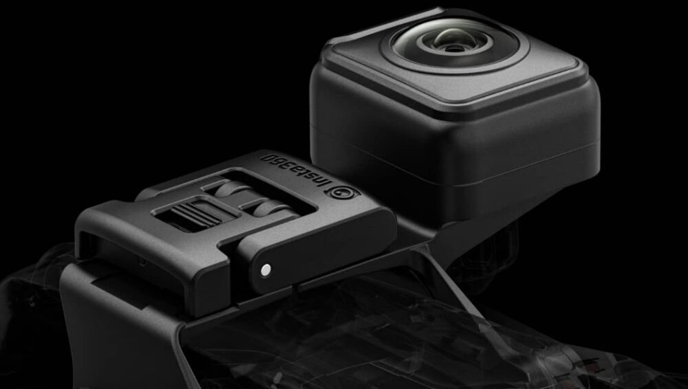 Kamera INSTA 360 Sphere  sport montaż nagrywanie stabilizacja montaż edycja filtry ostrość śledzenie tryby bateria akumulator zasilanie ładowanie rozdzielczość filmy obudowa odporność wielkość łączność sterowanie 