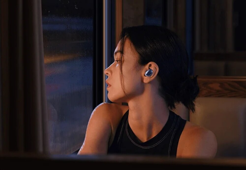 Słuchawki dokanałowe XIAOMI Redmi Buds 4  design komfort lekkość dźwięk jakość wrażenia słuchowe ergonomia lekkość sport aktywność podróże czas pracy działanie akumulator
