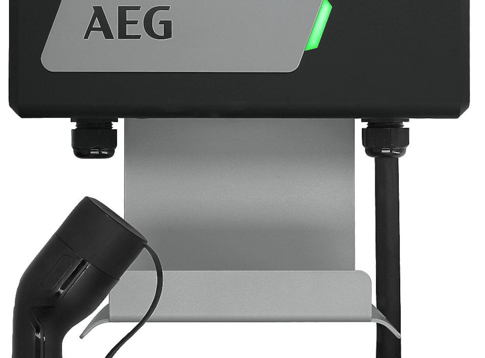 Ładowarka do samochodu elektrycznego AEG Wallbox Pro prosta obsługa
