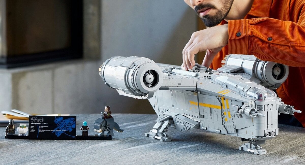 LEGO Star Wars Brzeszczot 75331 Można z łatwością zajrzeć do środka modelu