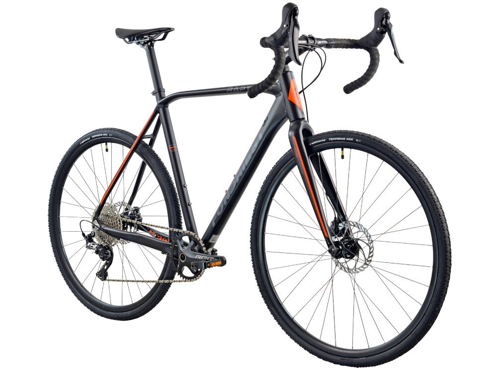 Rower przełajowy FONDRIEST Raptor 2.0 M22 28 cali męski Czarno-pomarańczowy rower typu gravel do jazdy na nawierzchni szutrowej na leśnych i terenowych trasach rower wyścigowy do jazdy wyczynowej największa prędkość jak najmniejszym kosztem maksymalnie zmniejszać opór powietrza