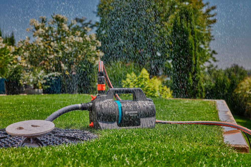Pompa do wody GARDENA 4000-1 1762-20 elektryczna ceramiczne uszczelki wal ze stali nierdzewnej podwojne uszczelnienie miedzy silnikiem i napedem bardzo trwala wytrzymala wysoka odpornosc na warunki atmosferyczne
