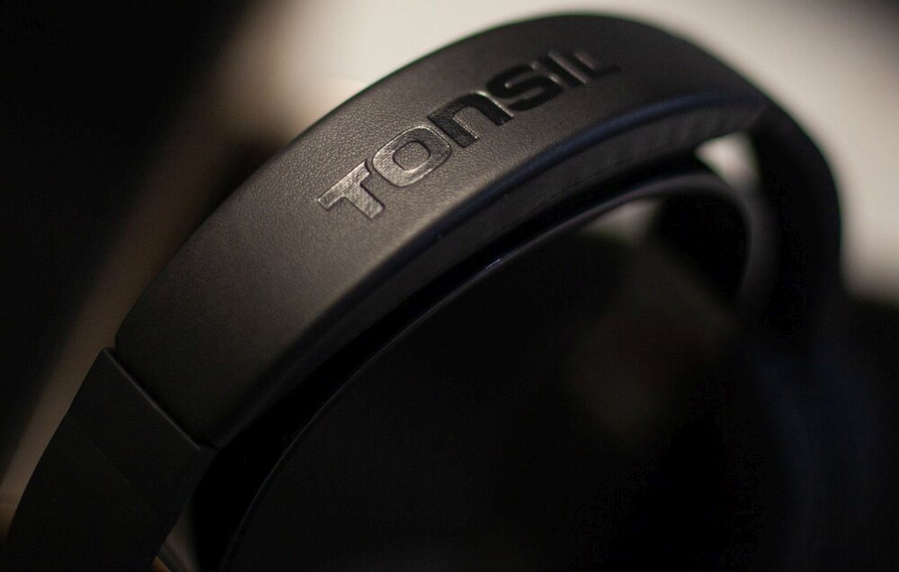 Słuchawki nauszne TONSIL R55BT minimalizm wygoda design