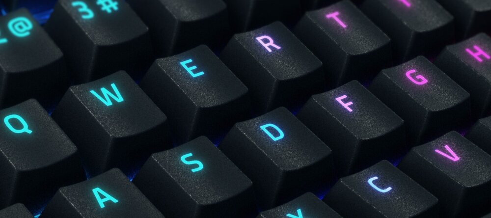 Klawiatura RAZER BlackWidow V4 Pro przewodowe rozwiązanie łączność czas reakcji podświetlanie oprogramowienia wydajność obsługa wygoda zastosowanie 