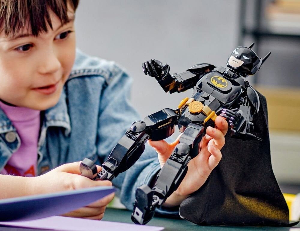 LEGO DC Figurka Batmana do zbudowania 76259   klocki elementy zabawa łączenie figurki akcesoria figurka zestaw 
