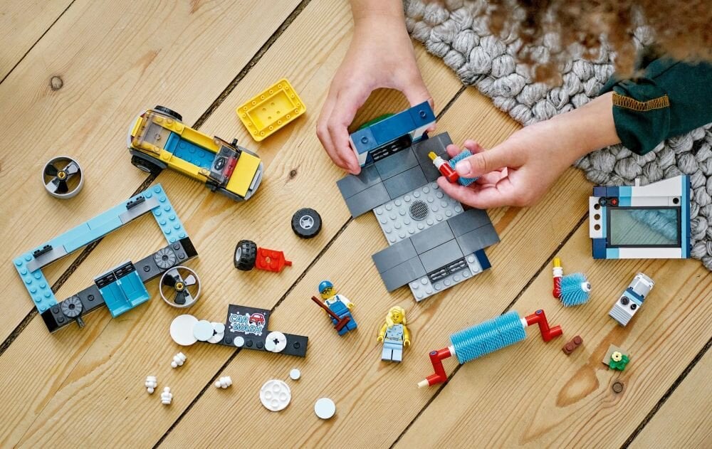 LEGO City Myjnia samochodowa 60362  klocki elementy zabawa łączenie figurki akcesoria figurka zestaw 