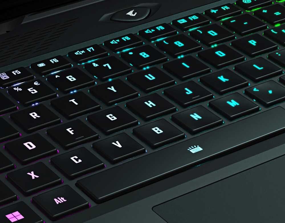 Laptop GIGABYTE Aorus 7 -  RGB Fusion