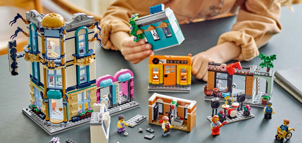 KLOCKI LEGO CREATOR GŁÓWNA ULICA 31141 ulica budynki kawiarnia miasto hotel