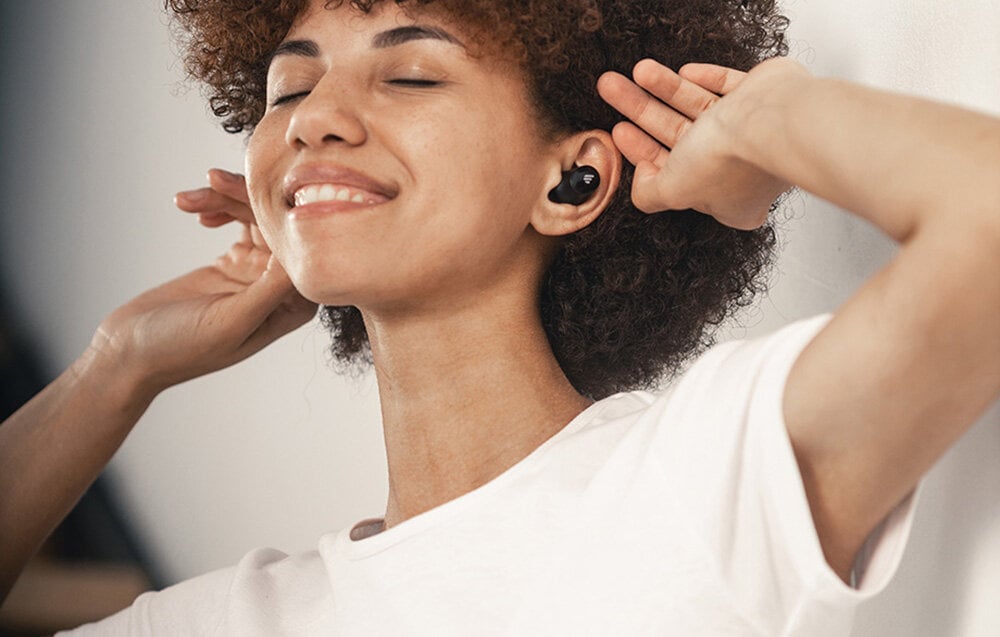Słuchawki dokanałowe EDIFIER TWS1 PRO 2   dźwięk moc łączność szumy redukcja szumów hałas głośność zakres częstotliwość waga zasilanie ładowanie złącze port wtyczka działanie etui smartfon sterowanie wygoda muzyka