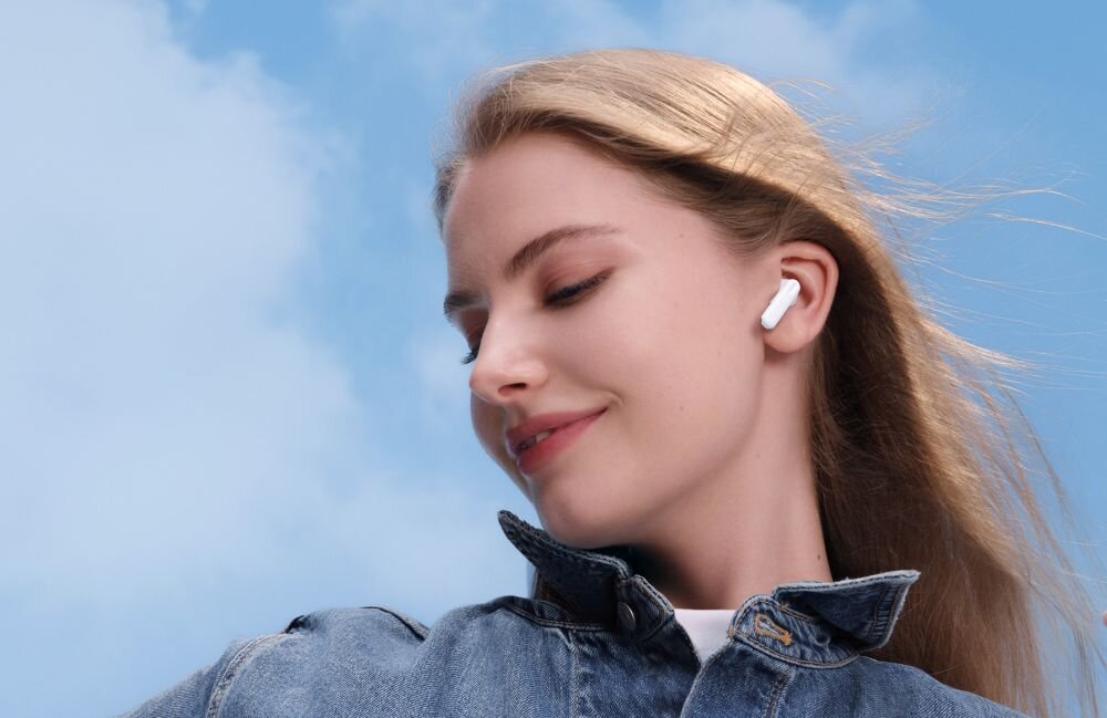 Słuchawki douszne HUAWEI SE 2   dźwięk moc łączność szumy redukcja szumów hałas głośność zakres częstotliwość waga zasilanie ładowanie złącze port wtyczka działanie etui smartfon sterowanie wygoda muzyka