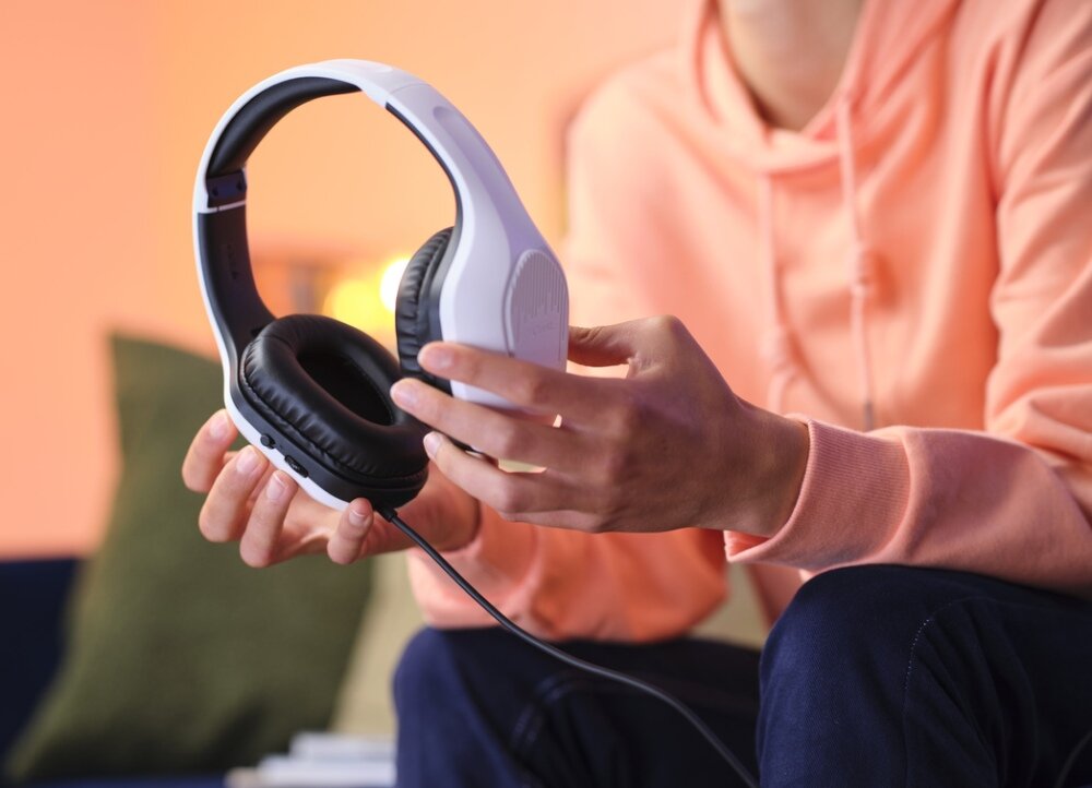 Słuchawki TRUST GXT415 Zirox lekkość użytkowanie playstation zwycięstwo głośniki przetworniki kolor jakość dźwięk doznania 