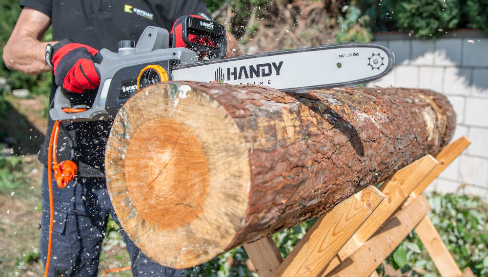Pilarka elektryczna HANDY PRIME OTP2240QT silidny podwojny uchwyt ergonomiczna konstrukcja rekojesc pokryta antyposlizgowym materialem