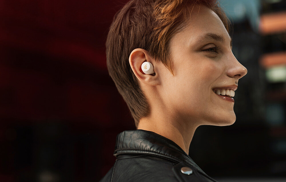 Słuchawki dokanałowe EDIFIER X3 Lite design komfort lekkość dźwięk jakość wrażenia słuchowe ergonomia lekkość sport aktywność podróże czas pracy działanie akumulator 