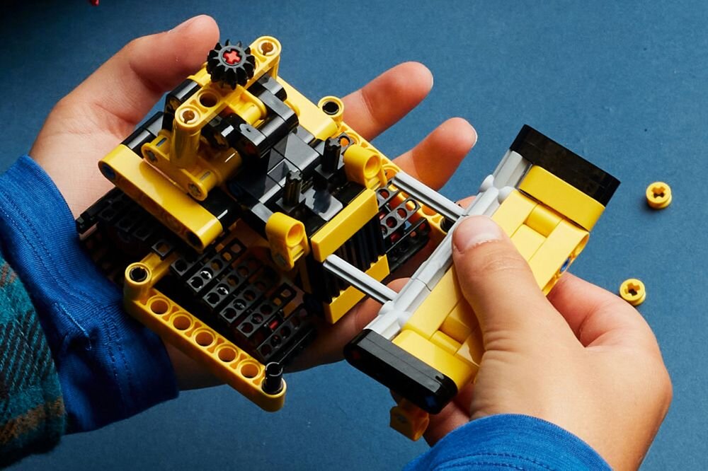 LEGO 42163 Technic Buldożer do zadań specjalnych  klocki elementy zabawa łączenie figurki akcesoria figurka zestaw 