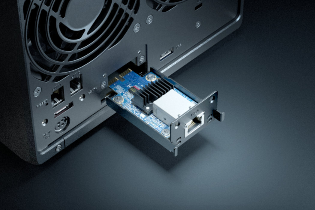 Serwer plików SYNOLOGY DS923+ funkcjonalność NVMe></div></div></div><div class=