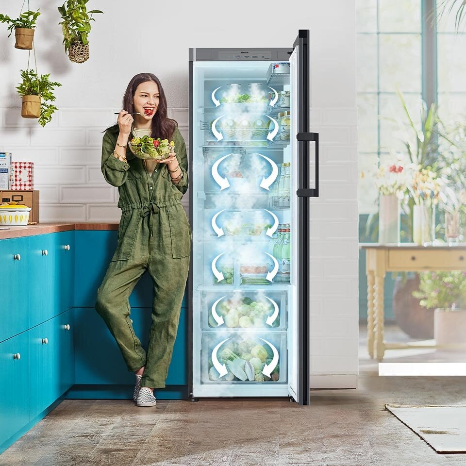 Równomierne chłodzenie w lodówce Samsung z oferty sprzedażowej Media Expert zapewnia system chłodzący All-Around Cooling