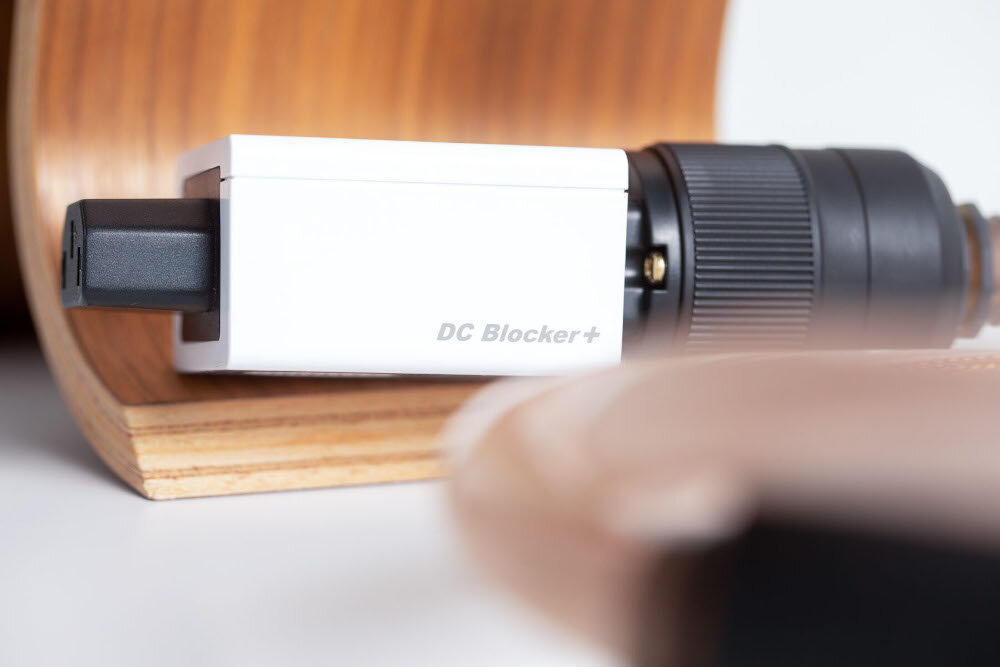 Filtr zasilania IFI AUDIO DC Blocker+ - Wszechstronne zastosowanie