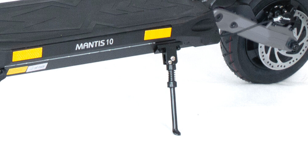 Hulajnoga elektryczna KAABO Mantis 10 Pro Srebrny skladana stopka wytrzymala nozka zamontowana w centralnym punkcie ciezkosci