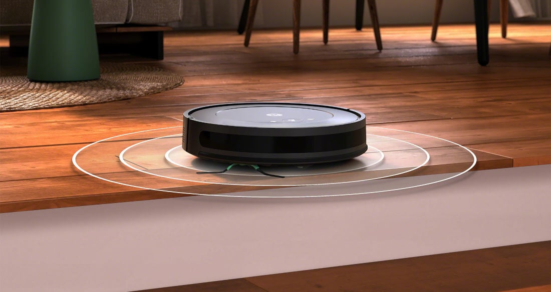 Robot sprzątający IROBOT Roomba Combo Essential Y011240 Czarny 8cm wysokości czujniki nawigacyjne czujnik upadku
