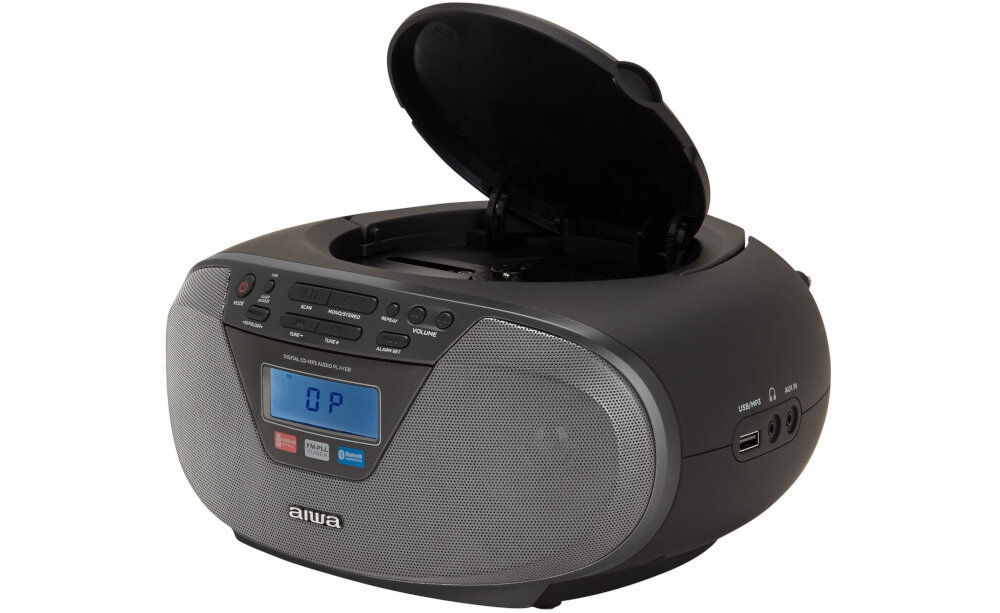 Radioodtwarzacz AIWA BBTU-400BK - Bezprzewodowa wygoda, Radioodtwarzacz po skosie na białym tle