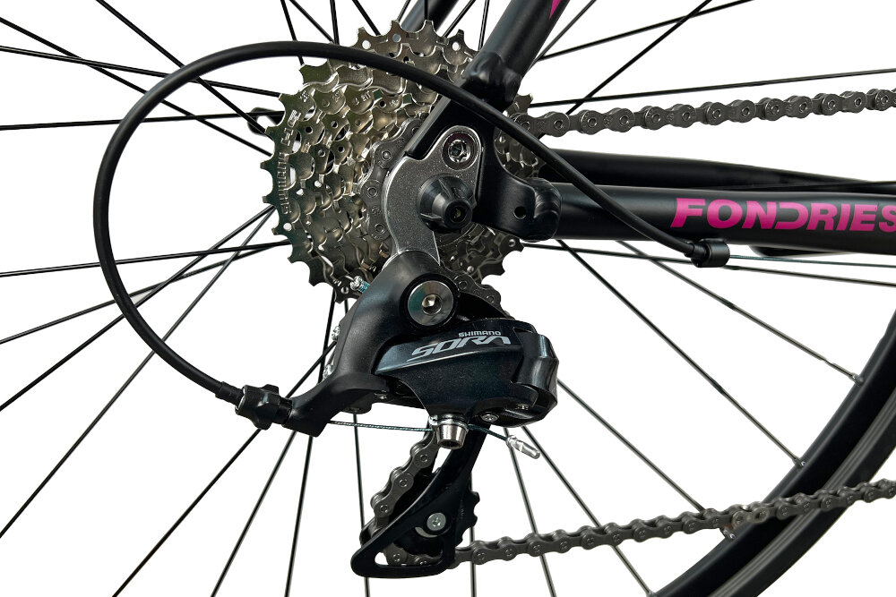 Rower szosowy FONDRIEST Eagle 1.0 D21 28 cali Czarno-różowo-seledynowy 18 przelozen przerzutki marki SHIMANO Sora duza wytrzymalosc sprawne dzialanie plynna bezproblemowa zmiana biegow