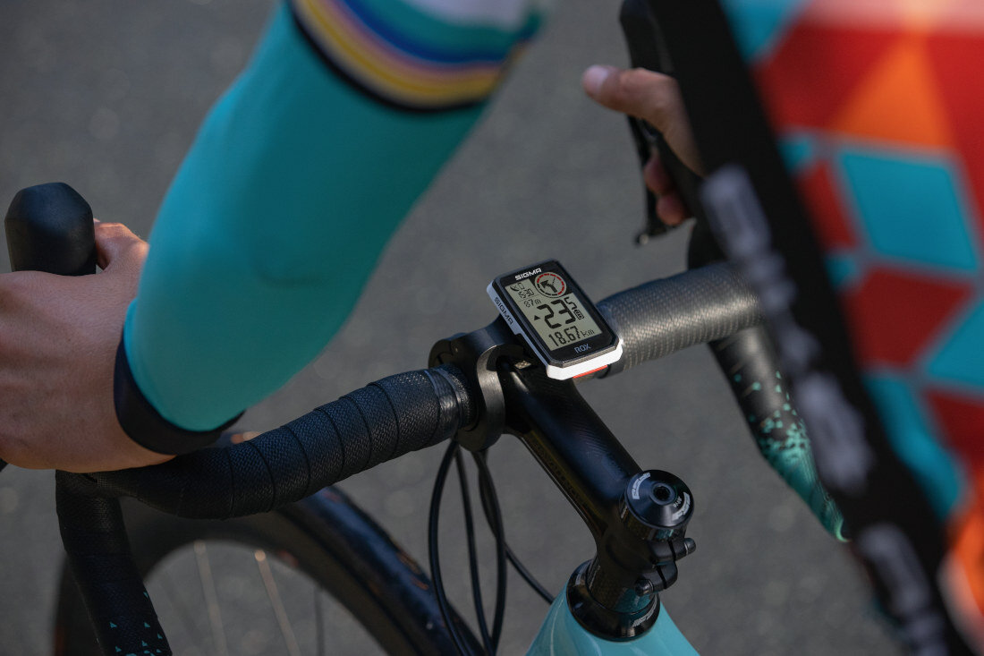 Licznik rowerowy SIGMA Rox 11.1 Evo HR Set Biały widok trening personalizacja 20 profili sportowych dostosowanie widok dane  kolory smart FE-C kontrola